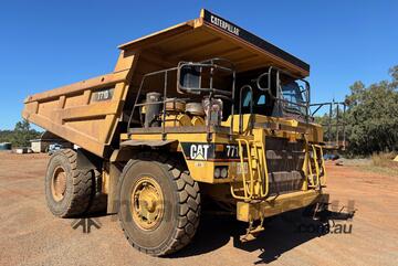 2001 Caterpillar 771D Dump Truck 33,000hrs