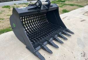 Sieve / Riddle Bucket With Teeth to Suit 18-25T Excavator