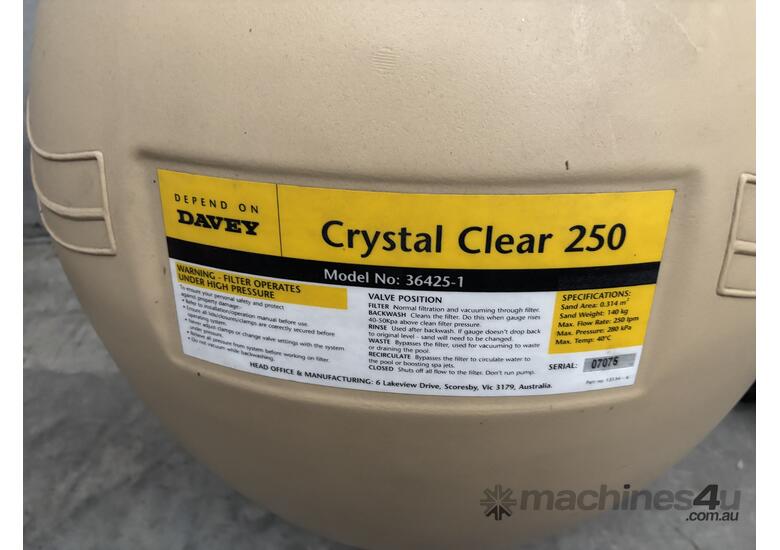 1 X Pool Sand Filter & Bowman Heater 415V