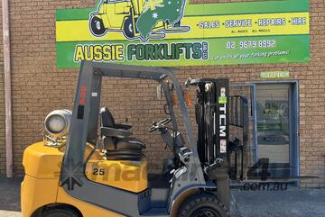 Nissan / TCM Container Mast Forklift Low Hours