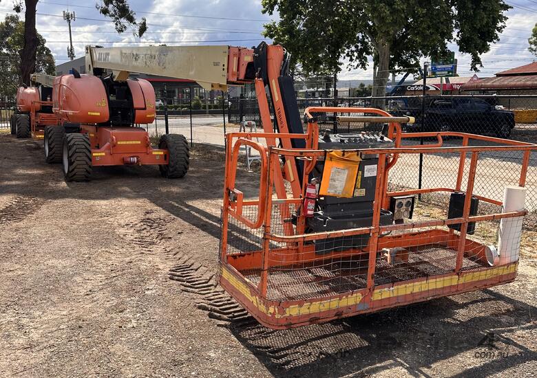 2014 JLG 860SJ Telescopic Boom Lift image 2