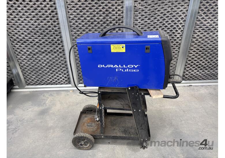 Duralloy Pulse Mig Welder w /Trolley
