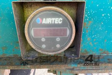 2012 Rhino 40ft Tri Axle Skel Trailer