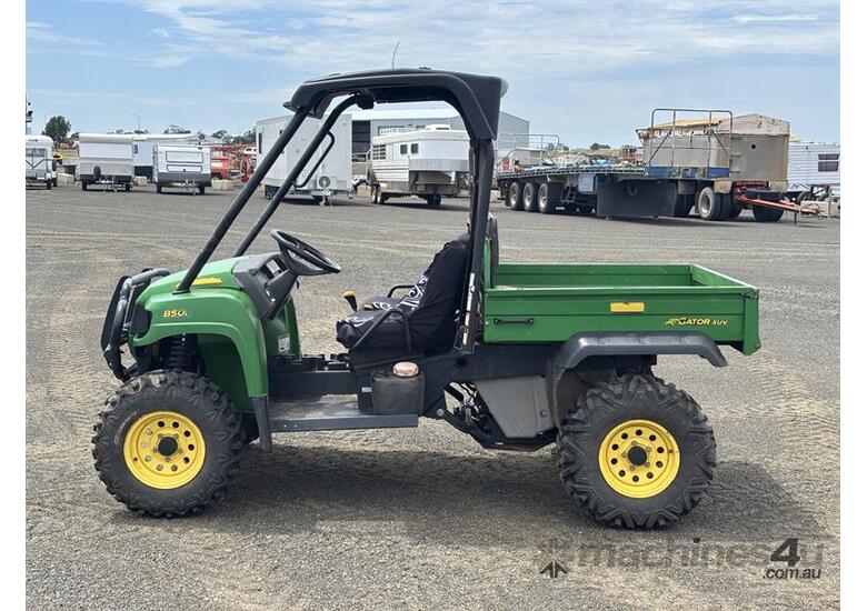 2008 JOHN DEERE GATOR 850D BUGGY 