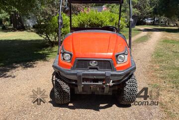 Kubota   520 RTV side by side