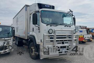 Isuzu   FH