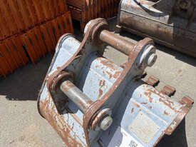 SRS Attachments S-EX4 600mm Digging Bucket To Suit Excavator - picture0' - Click to enlarge