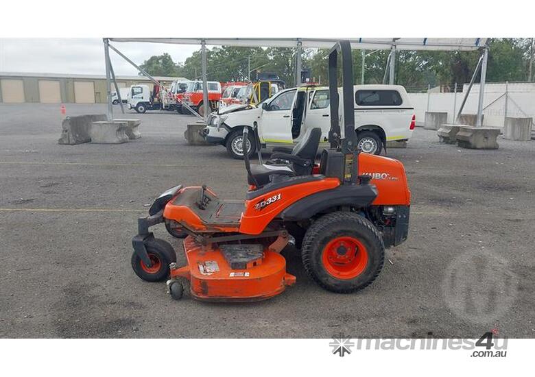 Kubota ZD331