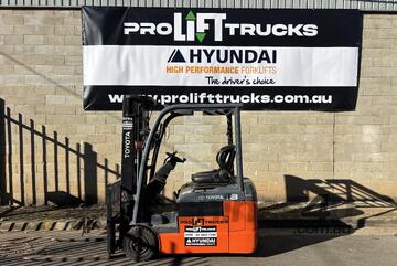 Toyota 1.8T 4700mm 3 Stage Forklift Refurbished