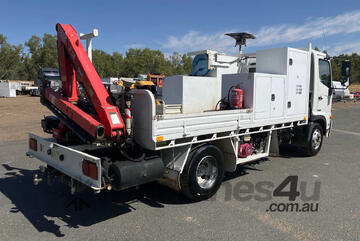 2016 Hino FC 500 1022 Service Body / Crane Truck