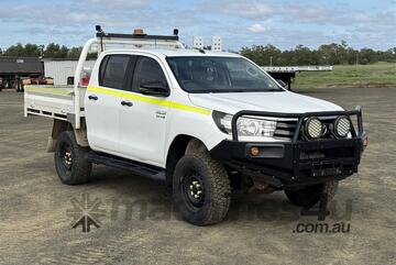 Toyota 2017   HILUX SRUTE