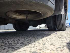 2014 Isuzu NPR 400  4x2 Pantech (Manual) (Tailgate Loader) - picture1' - Click to enlarge