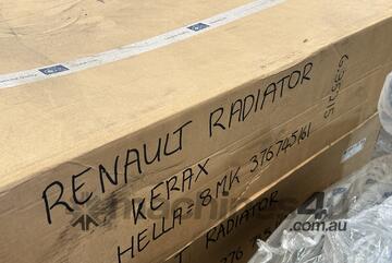 Pallet of Assorted Truck Parts - Radiators