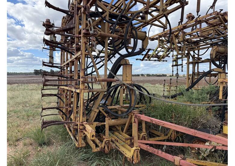 Gyral T220 48ft Seeder