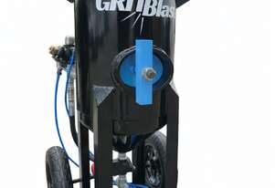 GritBlast 40L Sandblasting Equipment