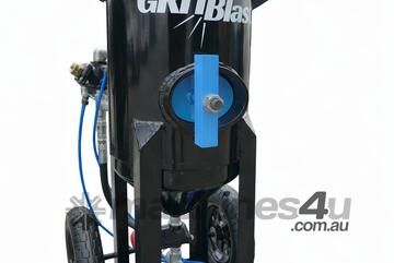 GritBlast 40L Sandblasting Equipment