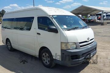 Toyota   Hiace TRH223R