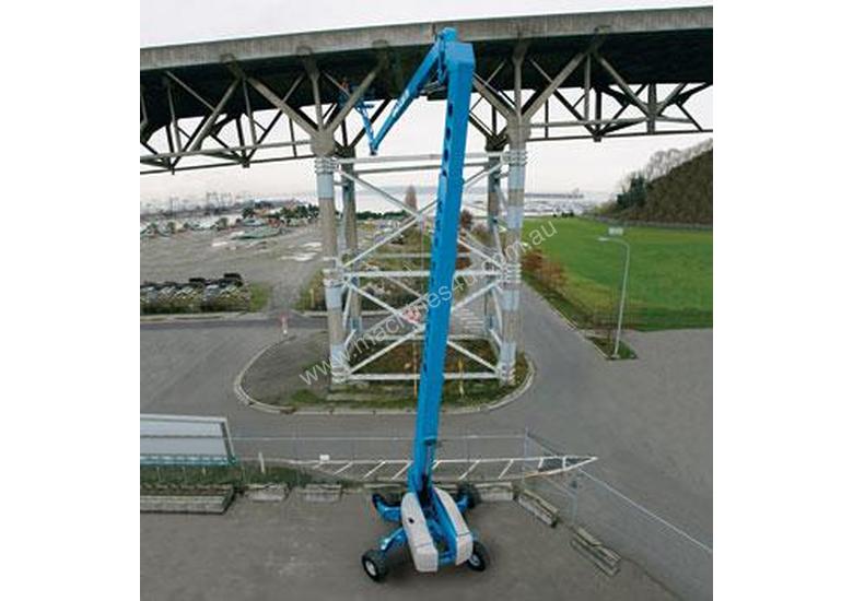 caption Genie Z-135/70 Booms