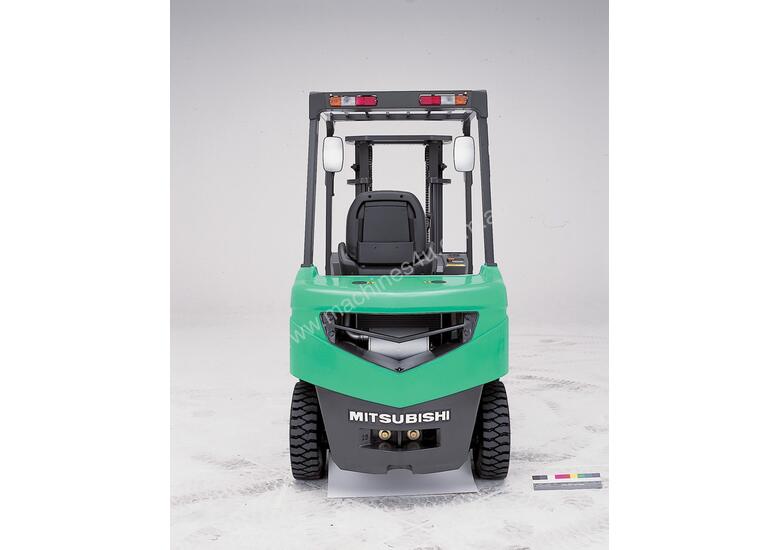 caption Mitsubishi FD30N