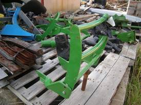 John Deere 3020 series Parts-Tractor Parts - picture1' - Click to enlarge