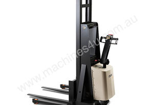 Crown M Series-Straddle