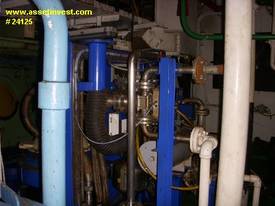 Complete bilge water system - picture2' - Click to enlarge