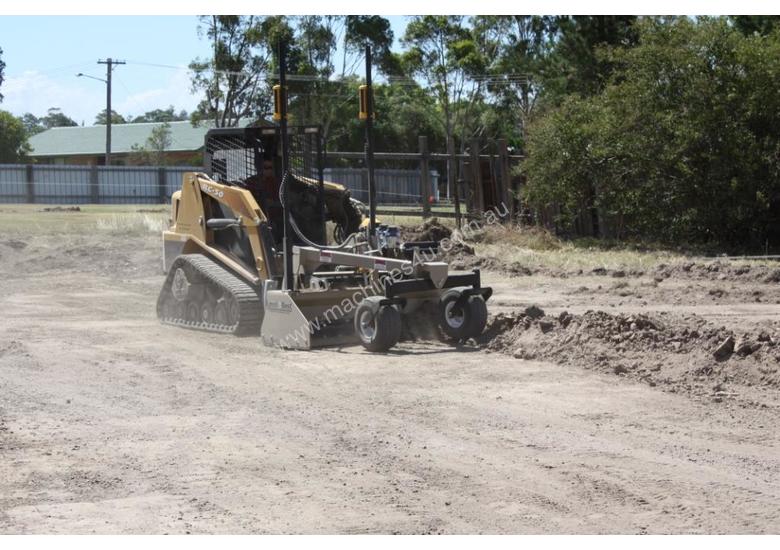 caption Level Best PL84D Laser Grader