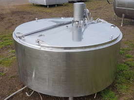 STAINLESS STEEL TANK, MILK VAT 900 LT - picture1' - Click to enlarge