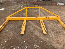 Forklift Spreader Bar - picture0' - Click to enlarge