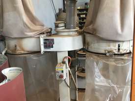HOLYTEK DUST EXTRACTOR 2 BAG 5HP MANUFACTURED DATE 2016 - picture0' - Click to enlarge