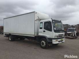 2006 Isuzu FTR900 Long - picture0' - Click to enlarge