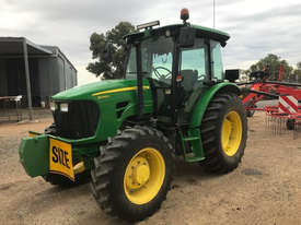 John Deere 5093E Limited FWA/4WD Tractor - picture2' - Click to enlarge