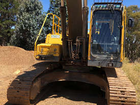 Volvo EC240 Tracked-Excav Excavator - picture1' - Click to enlarge
