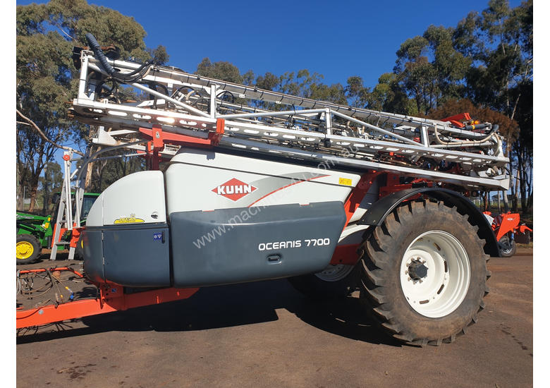 Used 2016 kuhn Kuhn Oceanis 7700 Boom Spray Sprayer Boom Sprayer in
