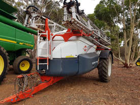 Kuhn Oceanis 7700 Boom Spray Sprayer - picture0' - Click to enlarge