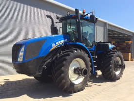 New Holland T9.450 FWA/4WD Tractor - picture0' - Click to enlarge