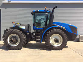 New Holland T9.450 FWA/4WD Tractor - picture1' - Click to enlarge