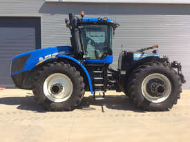 New Holland T9.450 FWA/4WD Tractor - picture2' - Click to enlarge