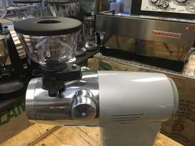MAZZER ZM DISPLAY DELI SILVER BRAND NEW ESPRESSO COFFEE GRINDER - picture2' - Click to enlarge