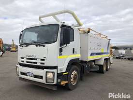 2013 Isuzu FVZ 1400 Auto - picture2' - Click to enlarge