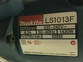 Makita Sliding Compound Mitre Saw - picture0' - Click to enlarge