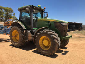 John Deere 7200R FWA/4WD Tractor - picture2' - Click to enlarge