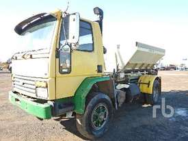 FORD CARGO Spreader Truck - picture0' - Click to enlarge
