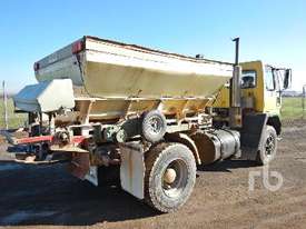FORD CARGO Spreader Truck - picture1' - Click to enlarge