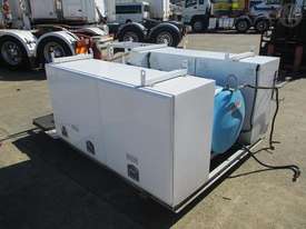 Quik Corp Quikspray Unit - picture0' - Click to enlarge