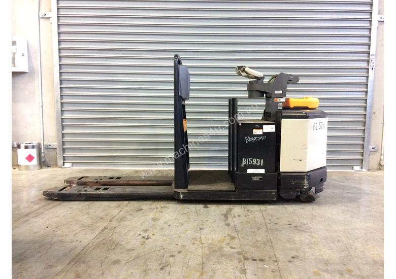 caption Electric Forklift Rider Pallet PC Series 2012