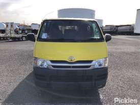 2010 Toyota Hiace - picture1' - Click to enlarge