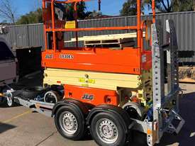 JLG SCISSOR AND TRAILER COMBINATION - picture0' - Click to enlarge