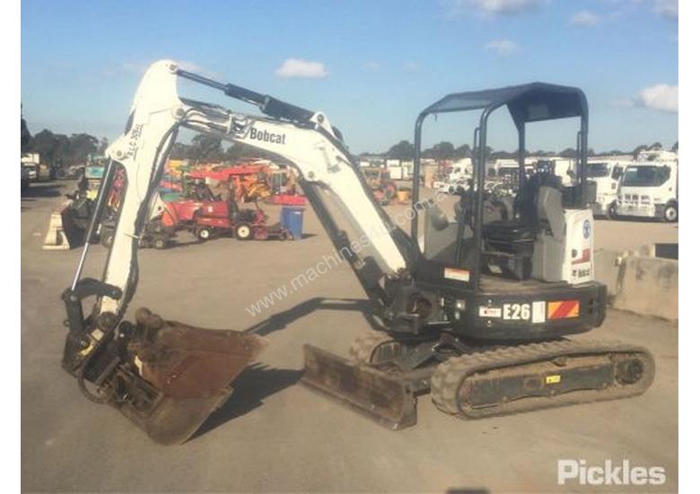 caption 2015 Bobcat E26GM