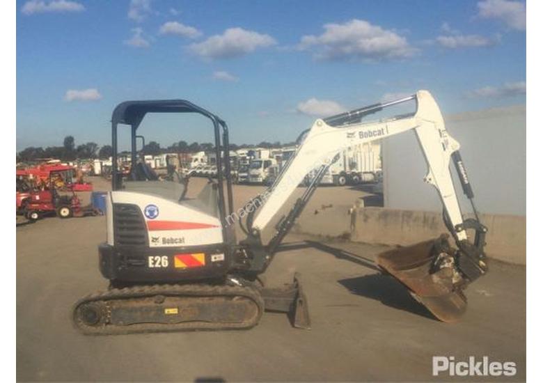 caption 2015 Bobcat E26GM
